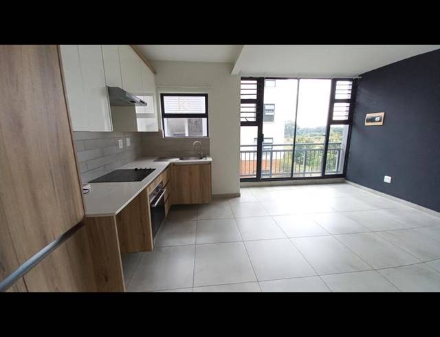 1 BEDROOM PROPERTY TO RENT IN SHERE